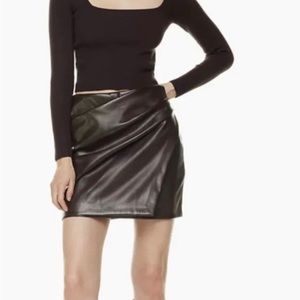 Aritzia Angie Skirt